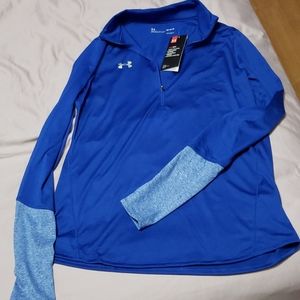 New Underarmour long-sleeved 1/2 zip top